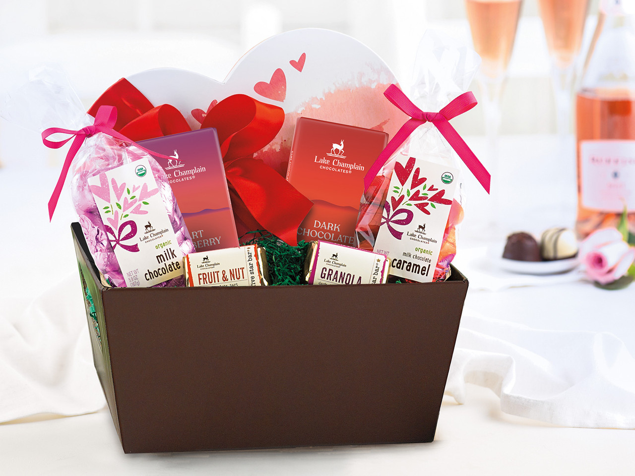Send Best Handmade Valentine Day Gift Box With Chocolates